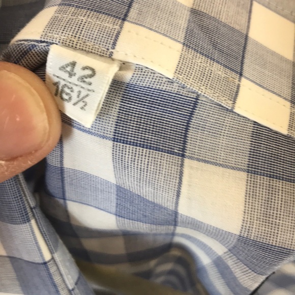 Gorgeous Lanvin shirt in perfect condition. - Picture 5 of 8